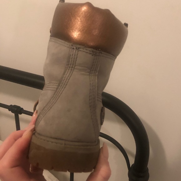 Timberlands size 7. Limited edition - Picture 2 of 3
